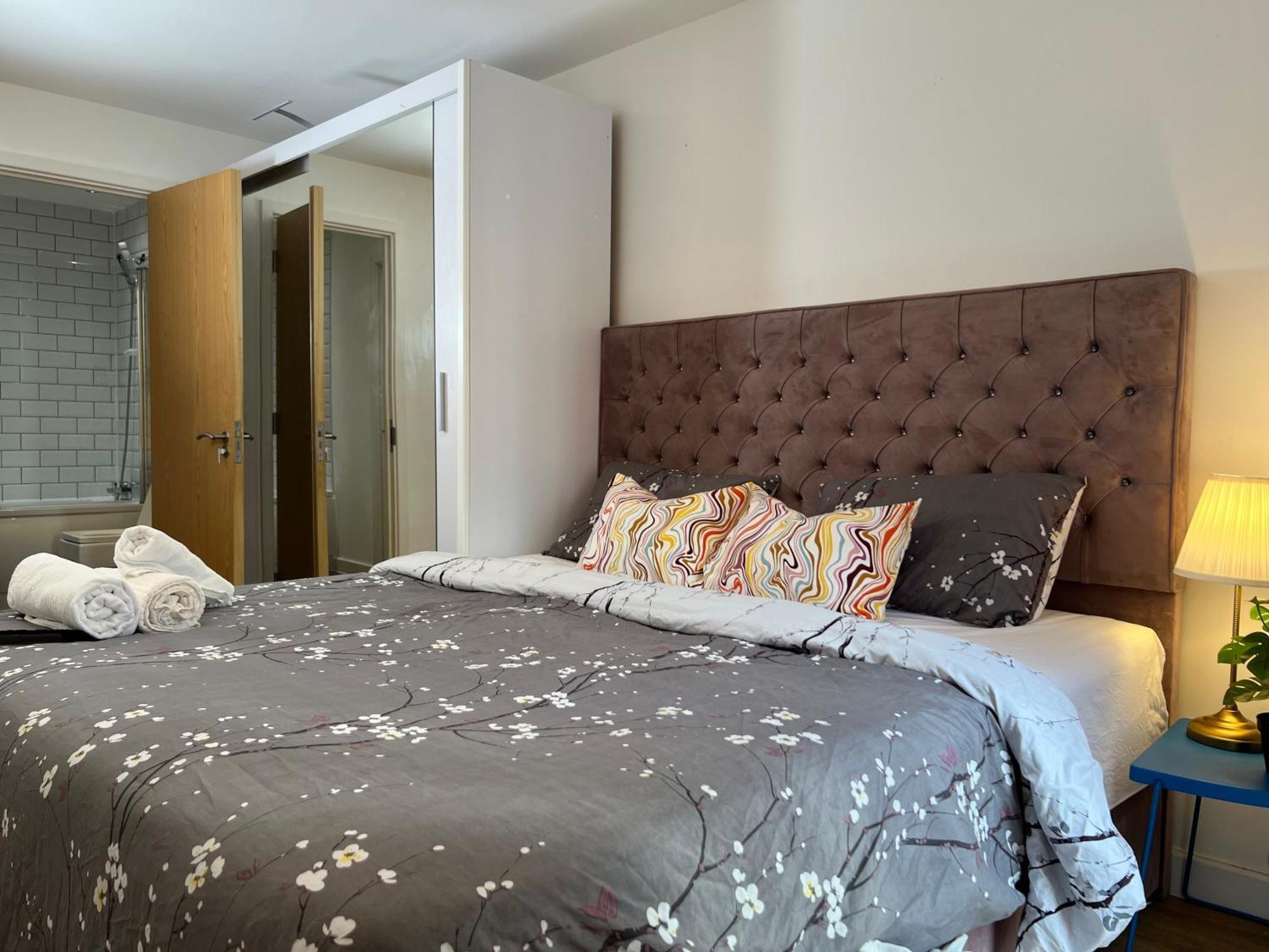 Ferienwohnung Luxury Urban Tranquility At B1 Birmingham Exterior foto
